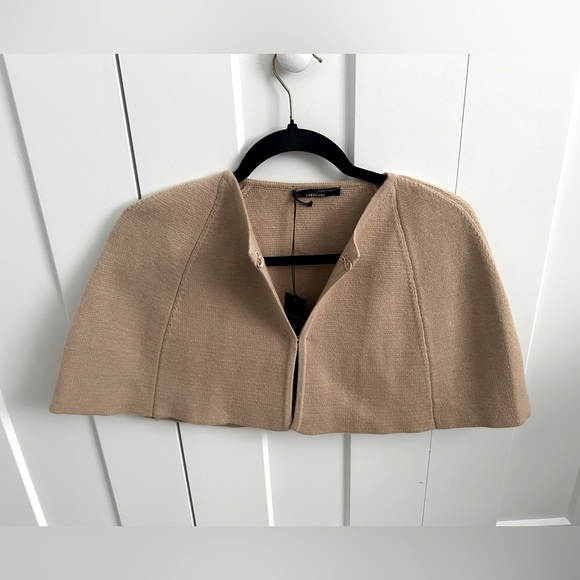🔥last call! 100% cashmere cape of Italian brand Stefanel - Picture 2 of 7